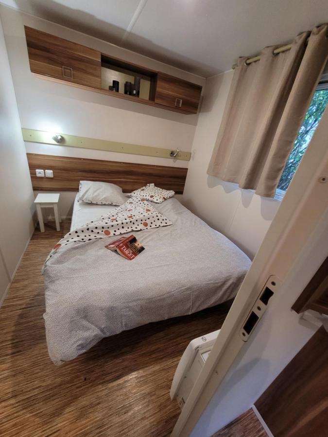 Péronne Camping Le Brochet מראה חיצוני תמונה