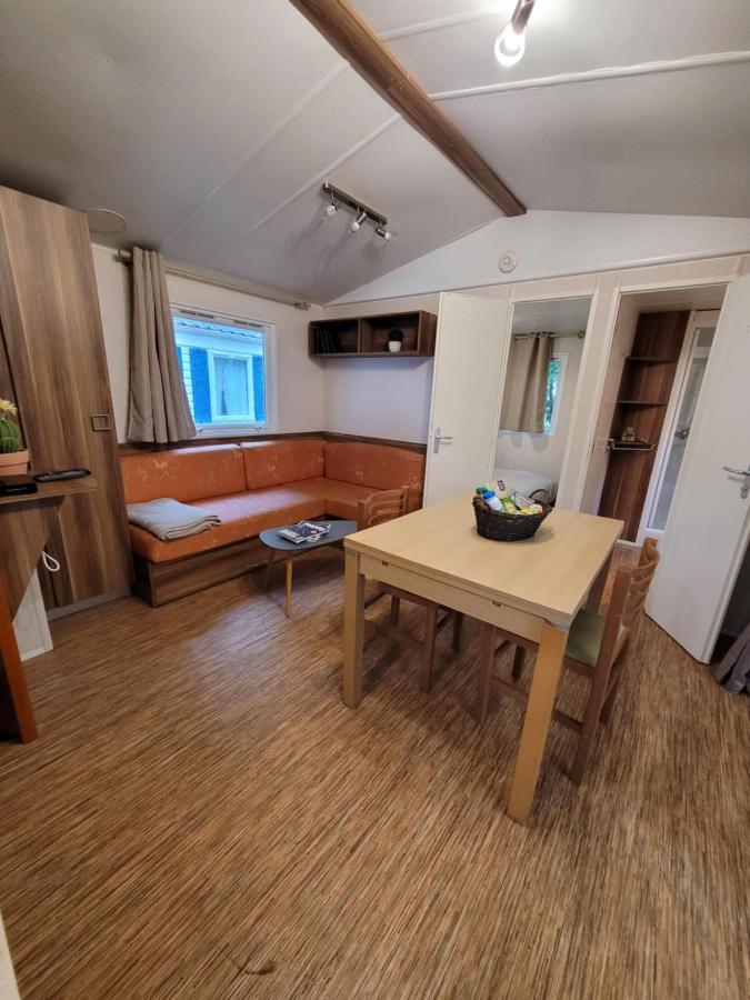 Péronne Camping Le Brochet מראה חיצוני תמונה